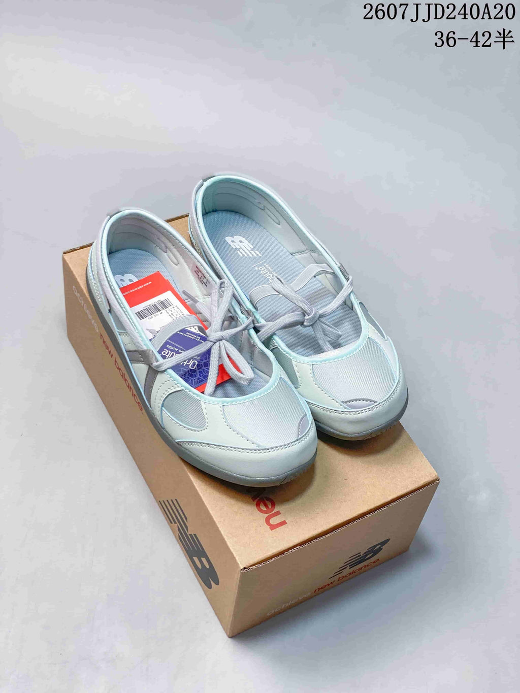 New Balance Flat Breeze Women's Mary Jane Sneakers Light Blue