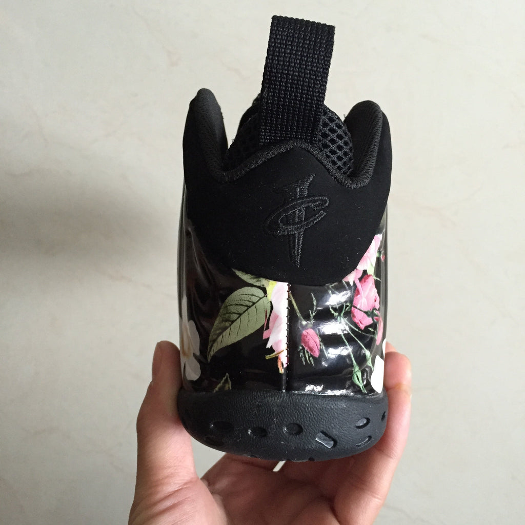Nike Air Foamposite One High-Top Sneakers